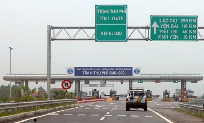 Thuê xe 29 chỗ đi Sa Pa
